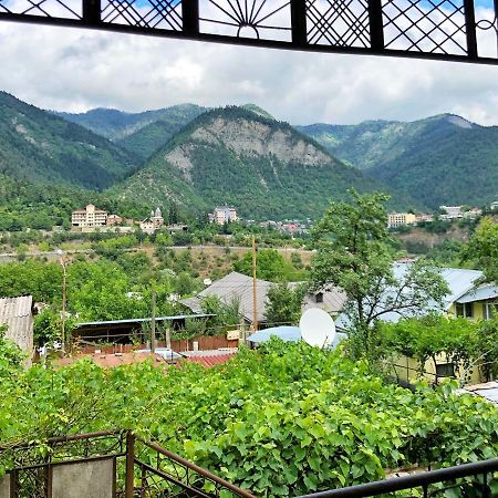 Achela'S Guesthouse Borjomi Εξωτερικό φωτογραφία